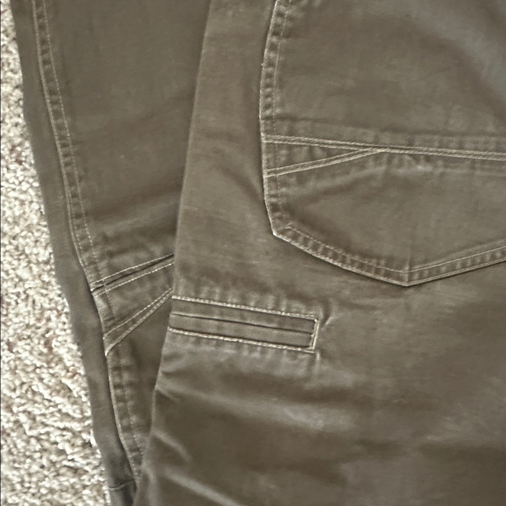 Kuhl Men's Cargo Pants in Dark Brown - Picture 6 of 7